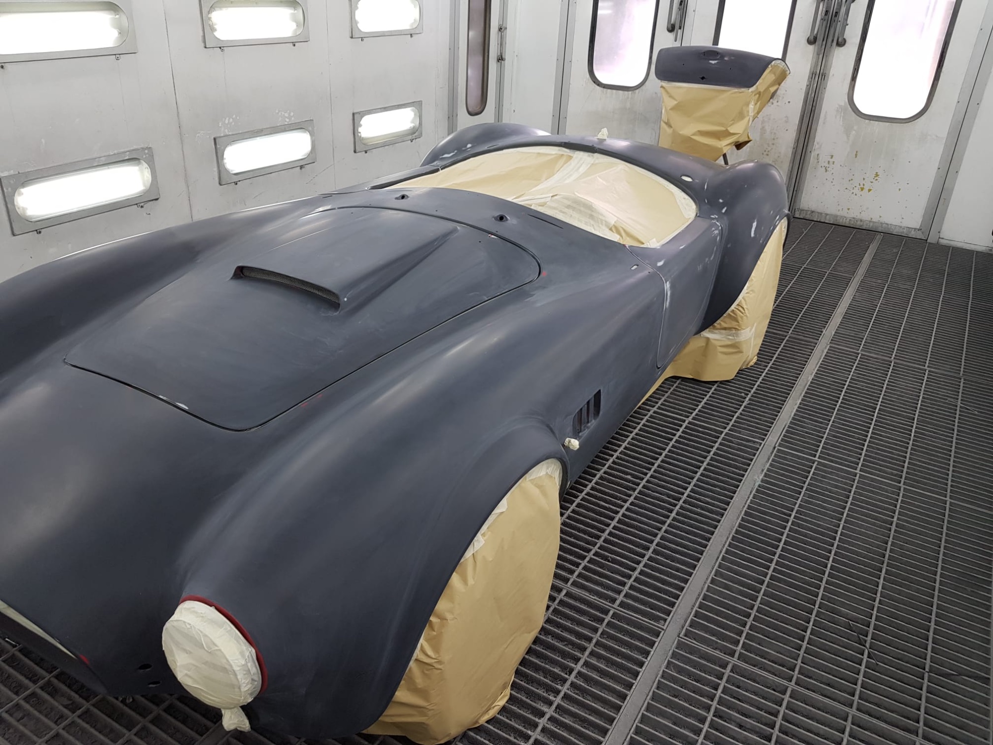 Na – Cobra klassiek, gespoten