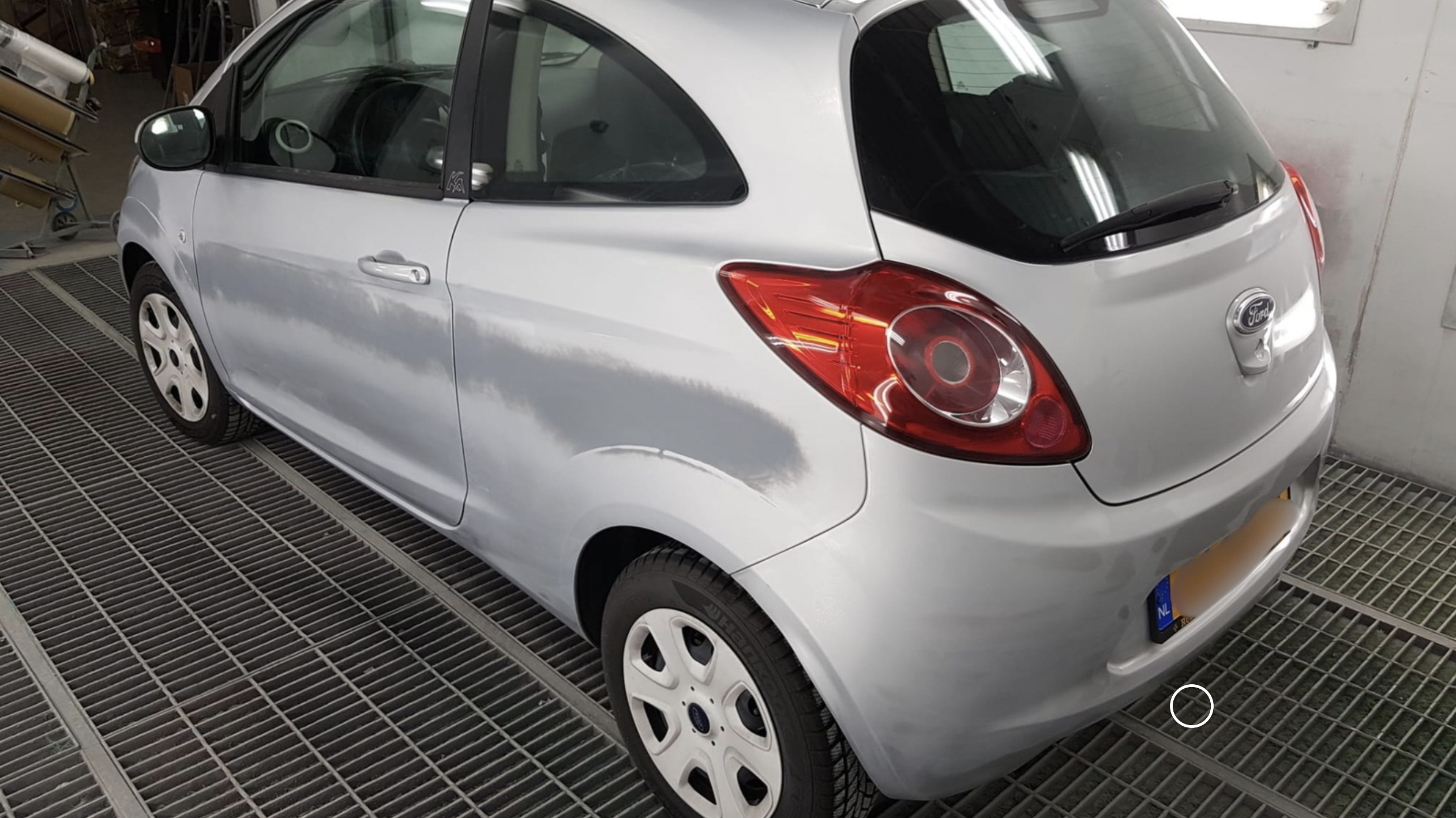 Na – Ford Ka gespoten