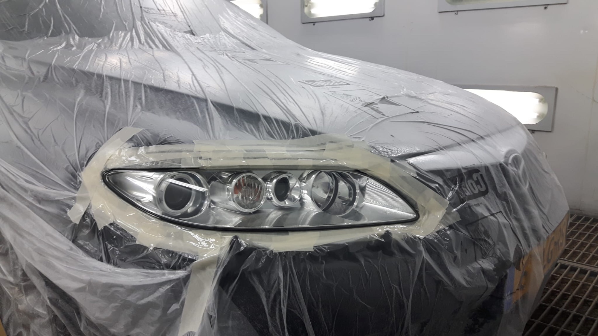 Voor – Mazda troebele koplamp
